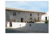 Charming poolside gite