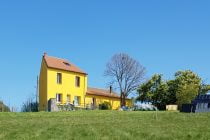 Thumbnail for the listing's main image