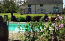 Burgundy Farmhouse With  Swimming Pool