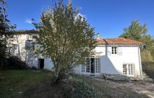 Spacious old farmhouse with garden