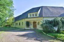 Thumbnail for the listing's main image