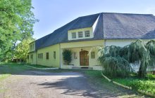 Charming completely renovated and tastefully decorated luxurious villa