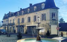 Holiday apartment in village of St Cyprien Dordogne