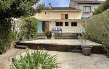 House with pretty garden