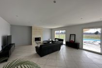 Thumbnail for the listing's main image