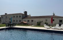 House with views, there are with 4 apartments, a house and swimming pool