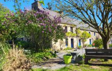 Former cider mill with main house, 10-person gite and studio apartment