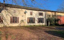 Large stone country house, large barn + land Ref 4953