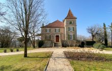 Lot Valley, Saint Cirq Lapopie area, Maison de maitre with beautiful guest house, swimming pool