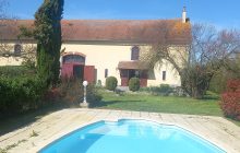 Converted Barn - 7 rooms house - 196 m² - with pool - Center of France