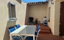 Character apartment with outdoor space in Lezignan-Corbieres