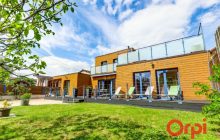 Beautiful wooden house 25mins from Paris Centre