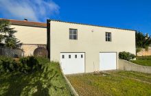 Double garage with building plot in Sauze Vaussais - Ref 5204