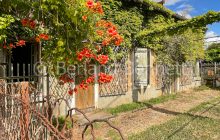 2 stone village houses to renovate - 79190 Sauze Vaussaiss Ref 5170