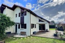 Thumbnail for the listing's main image