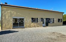 Detached bungalow with gite + enclosed garden