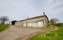 Beautiful remote farmhouse near Champagne Mouton dept 16