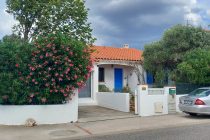 Thumbnail for the listing's main image