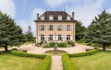 Exclusive 18th century CHATEAU on the border Dordogne and Haute Vienne and 35 minutes from Limoges.