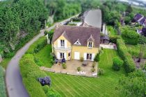 Thumbnail for the listing's main image