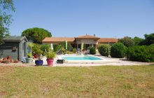 Superb Single-Storey Villa with Swimming Pool Buy without agents fees 448,000 euro In the Aude, 13 km from CARCASSONNE