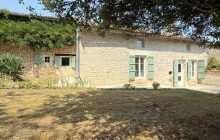 Charming 3 Bedroom Renovated Stone Property in Tranquil Countryside Setting R7442