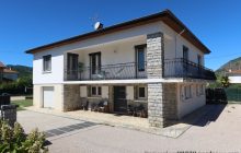 South-facing family home with breathtaking panoramic views of the Pyrénées mountains