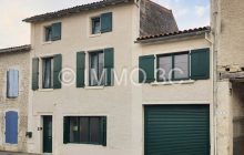 Stunningly renovated town house with garage and courtyard