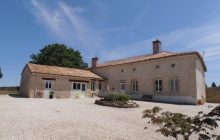 Beautiful Country House With An Annexe And Gite 5 km From Sauzé-Vaussais R7293