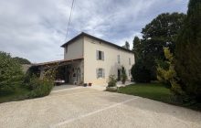 Charming Renovated Farmhouse – Between Villefagnan and Chef-Boutonne R7369