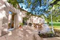 Thumbnail for the listing's main image