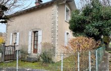 3 Bedroom House For Sale In Nanteuil-en-Vallée With Large Garden R7125