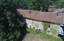 Old Manor house to renovate with various outbuildings R7104