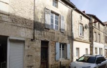 Stone town house to renovate with garden - ref 5245 In Sauzé-Vaussais 79190 Deux Sèvres Poitou Charentes