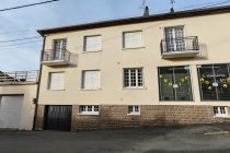 Thumbnail for the listing's main image