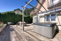 Thumbnail for the listing's main image