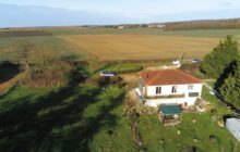 1970's House With Basement And Large Garden R7324