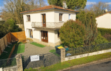 Charming Townhouse with 3 Bedrooms and Enclosed Garden in Ruffec R7429