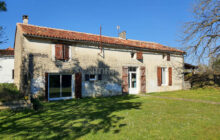 Detached south facing stone house with outbuildings and garden - ref 5264 - Near Chef Boutonne (Deux-Sèvres) 79110