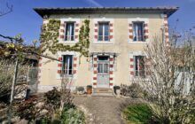 Mini Maison de Maitre Near to Verteuil R7459