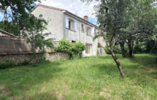 Spacious Family Home with 4 Bedrooms Aunac sur Charente R7472