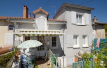 Charming South-Facing Village Home with Beautiful Courtyard Garden – Chabanais, Charente (16)