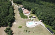 Villa and Estate in 11240 Hounoux