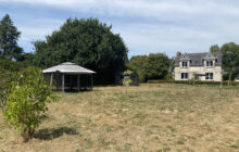 Detached house located in a peaceful and typical Breton village