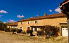 Impressive 9 Bedroomed Stone Property With A Pool And Gite R7487.