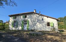 Charming Little Country House R7531