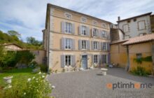 Characterful 19th-Century Townhouse in the Heart of Confolens